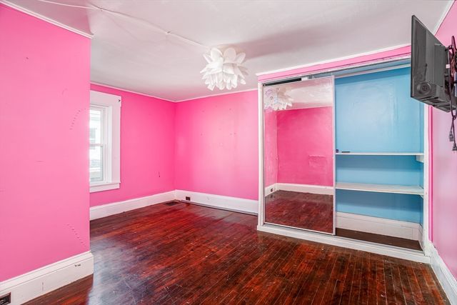 90 Mechanic St, Fitchburg, MA 01420