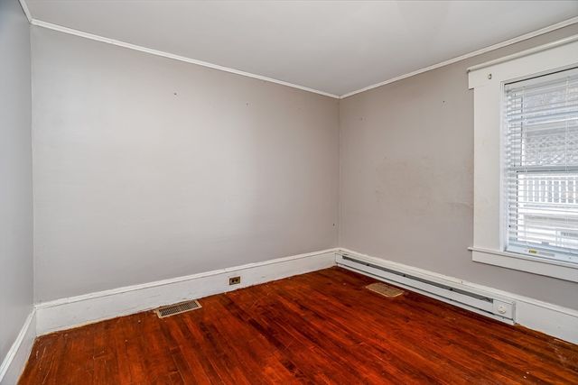 90 Mechanic St, Fitchburg, MA 01420