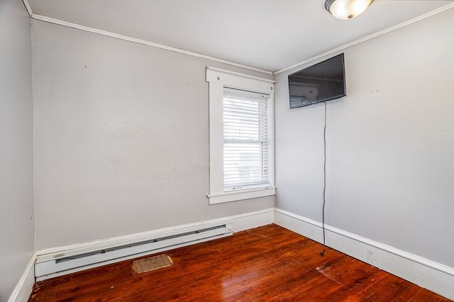 90 Mechanic St, Fitchburg, MA 01420