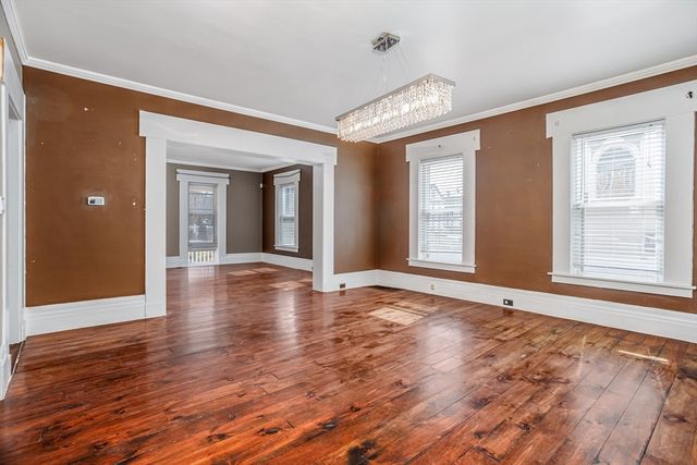 90 Mechanic St, Fitchburg, MA 01420