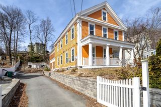 90 Mechanic St, Fitchburg, MA 01420