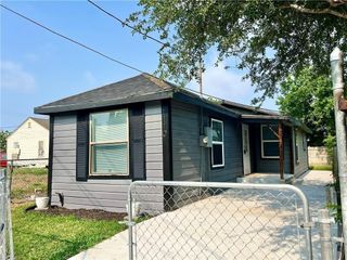 1110 Elgin St, Corpus Christi, TX 78405