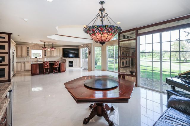 259 Altessa Boulevard, Melville, NY 11747