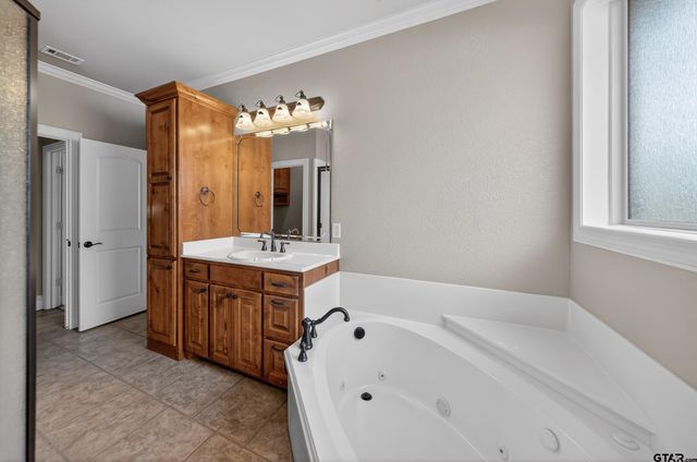 16542 Milwood Pl, Tyler, TX 75703