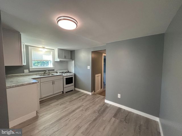 13 REPAUNO AVE S, Gibbstown, NJ 08027
