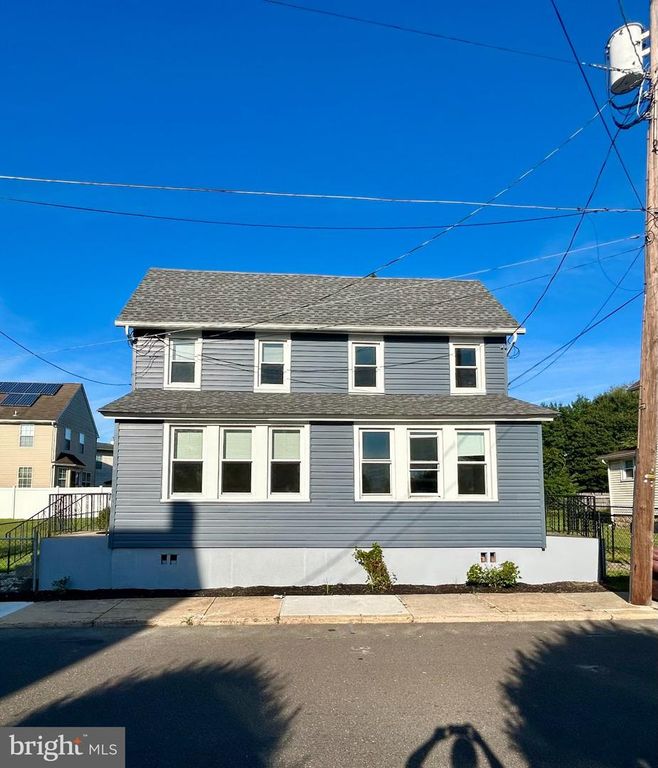 13 REPAUNO AVE S, Gibbstown, NJ 08027
