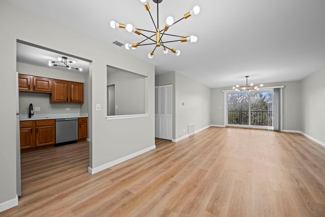 801 79th Street 310, Darien, IL 60561