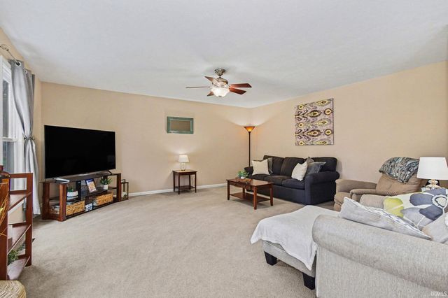 54739 Chalmers Drive, Osceola, IN 46561