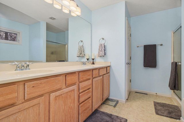 54739 Chalmers Drive, Osceola, IN 46561