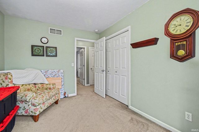 54739 Chalmers Drive, Osceola, IN 46561