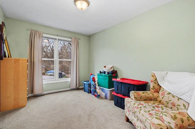 54739 Chalmers Drive, Osceola, IN 46561