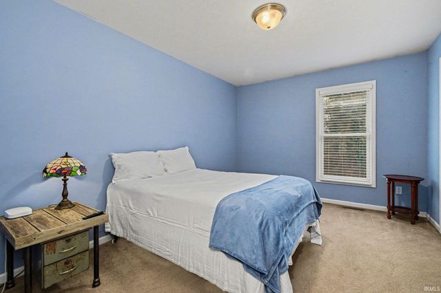 54739 Chalmers Drive, Osceola, IN 46561