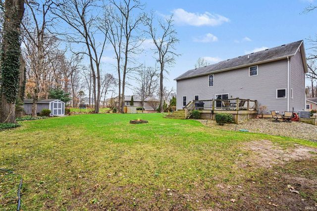 54739 Chalmers Drive, Osceola, IN 46561