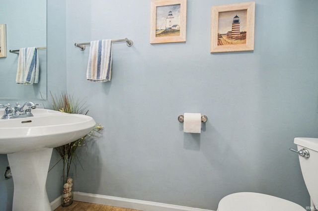 54739 Chalmers Drive, Osceola, IN 46561