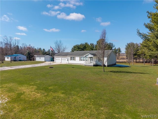 6820 West View Drive, Perry, NY 14530