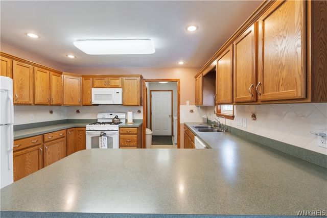 6820 West View Drive, Perry, NY 14530