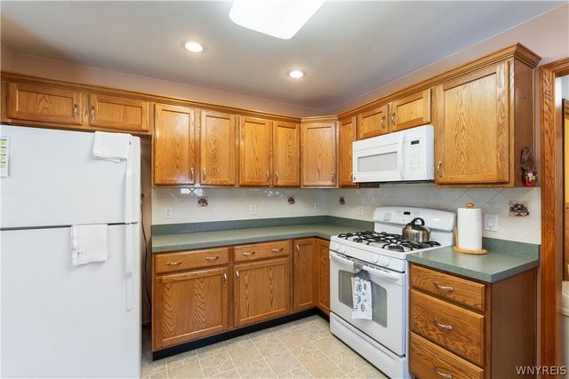 6820 West View Drive, Perry, NY 14530