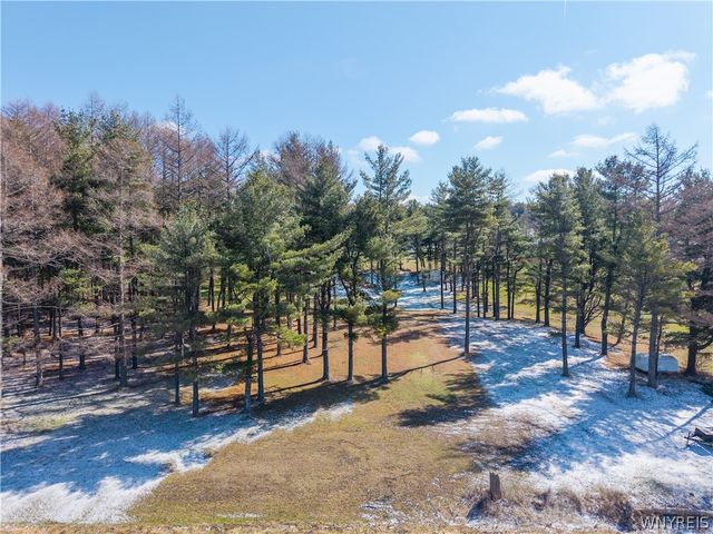 6820 West View Drive, Perry, NY 14530
