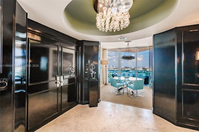 300 S Pointe Dr 1604, Miami Beach, FL 33139