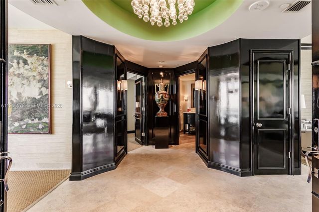 300 S Pointe Dr 1604, Miami Beach, FL 33139