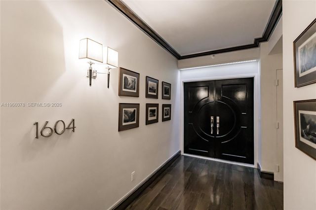 300 S Pointe Dr 1604, Miami Beach, FL 33139