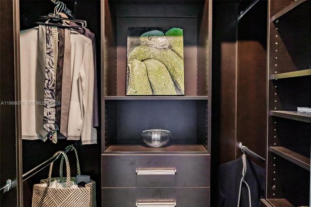 300 S Pointe Dr 1604, Miami Beach, FL 33139