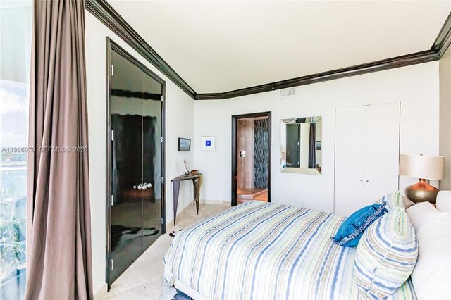 300 S Pointe Dr 1604, Miami Beach, FL 33139