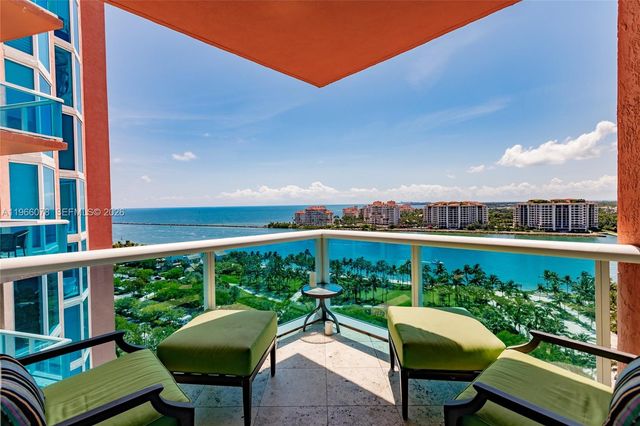 300 S Pointe Dr 1604, Miami Beach, FL 33139