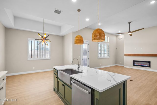 14525 Tierra Campeon, El Paso, TX 79938