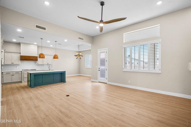 14525 Tierra Campeon, El Paso, TX 79938