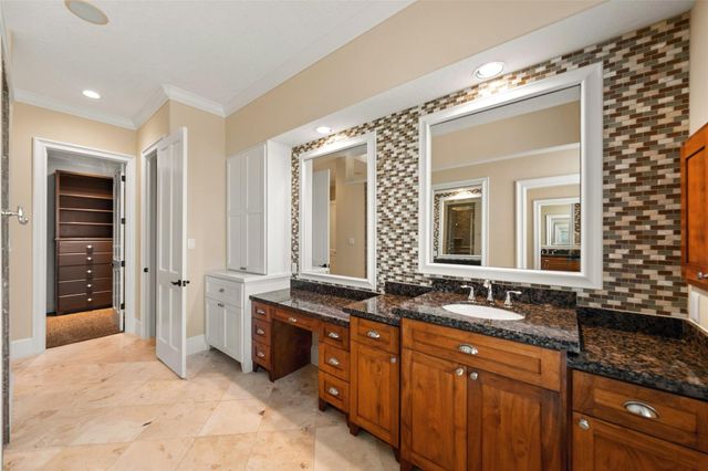 21710 Pino Lane, Crosby, TX 77532