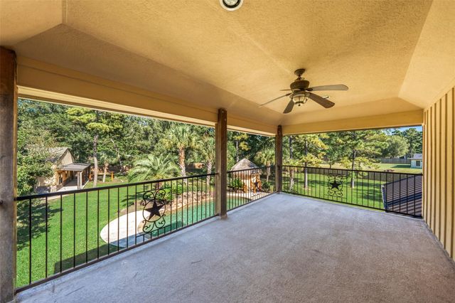 21710 Pino Lane, Crosby, TX 77532