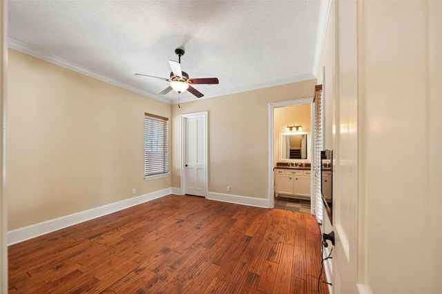 21710 Pino Lane, Crosby, TX 77532