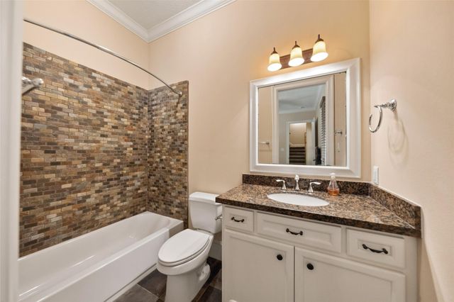 21710 Pino Lane, Crosby, TX 77532