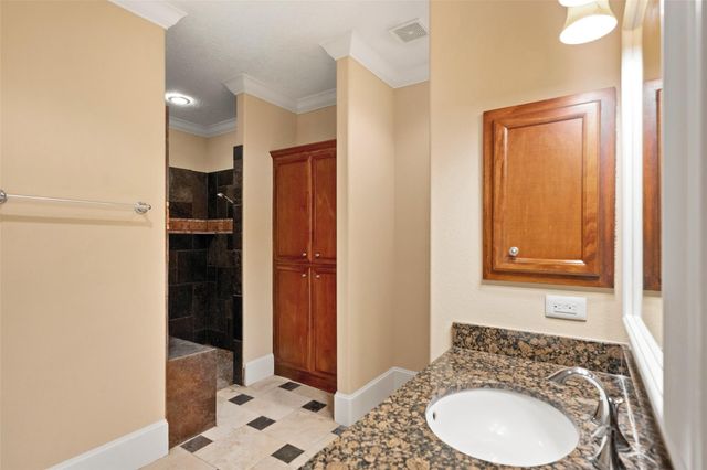 21710 Pino Lane, Crosby, TX 77532