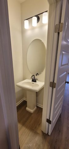 5086 Dayflower Dr, Hermitage, TN 37076