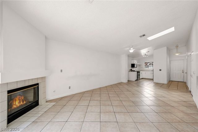 7803 Ravenhollow Lane, Las Vegas, NV 89145