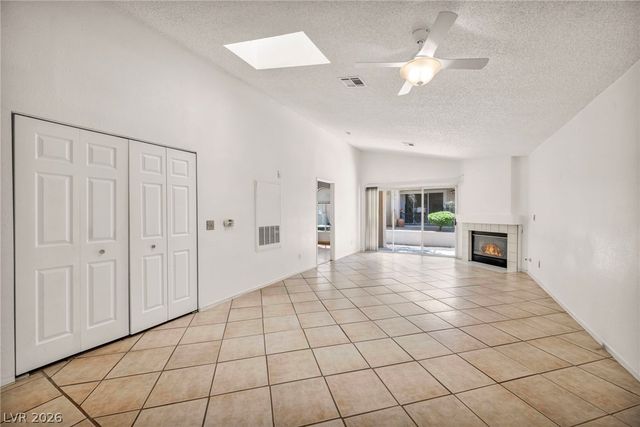 7803 Ravenhollow Lane, Las Vegas, NV 89145