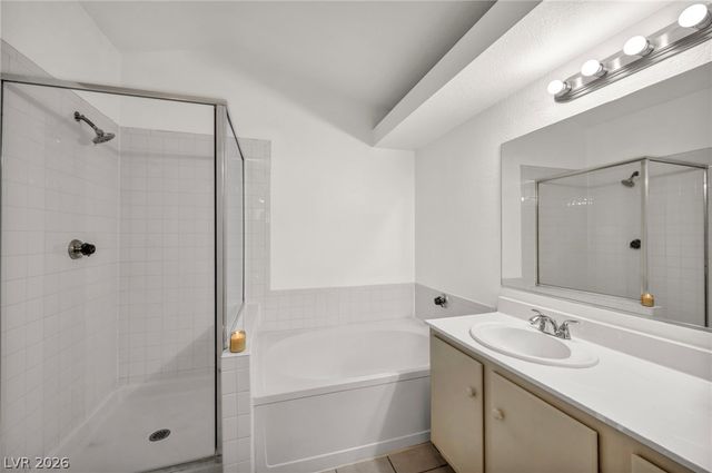 7803 Ravenhollow Lane, Las Vegas, NV 89145