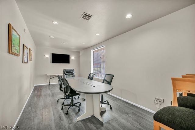 7803 Ravenhollow Lane, Las Vegas, NV 89145