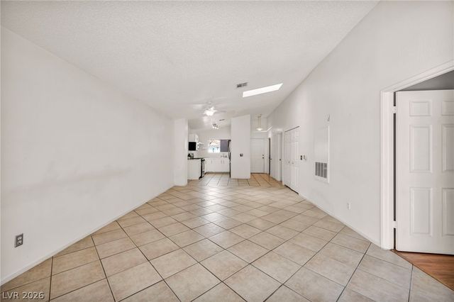 7803 Ravenhollow Lane, Las Vegas, NV 89145