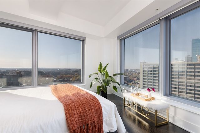 110 Stuart St 21B, Boston, MA 02116