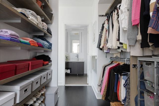 110 Stuart St 21B, Boston, MA 02116