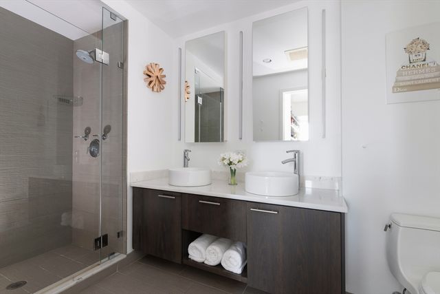 110 Stuart St 21B, Boston, MA 02116
