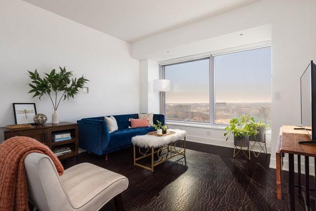 110 Stuart St 21B, Boston, MA 02116