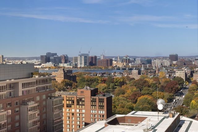 110 Stuart St 21B, Boston, MA 02116