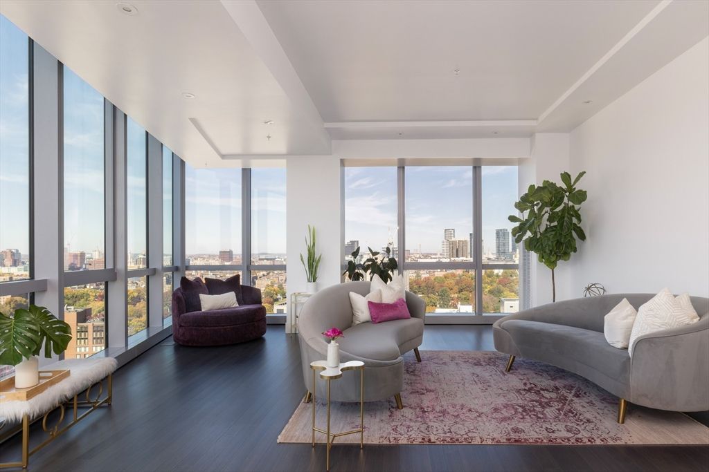 110 Stuart St 21B, Boston, MA 02116