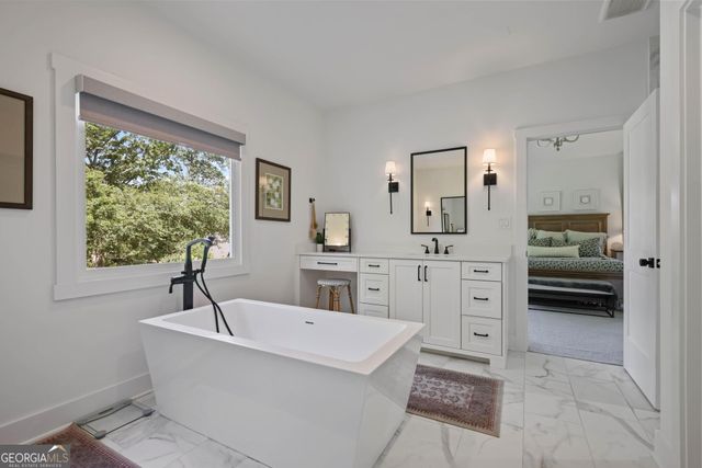2878 Ollie Avenue, Norcross, GA 30071