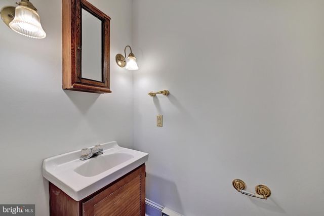 713 BRINKWOOD RD, Baltimore, MD 21229
