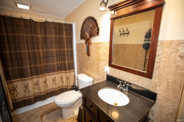 4934 N 650 E Road, Rochester, IN 46975